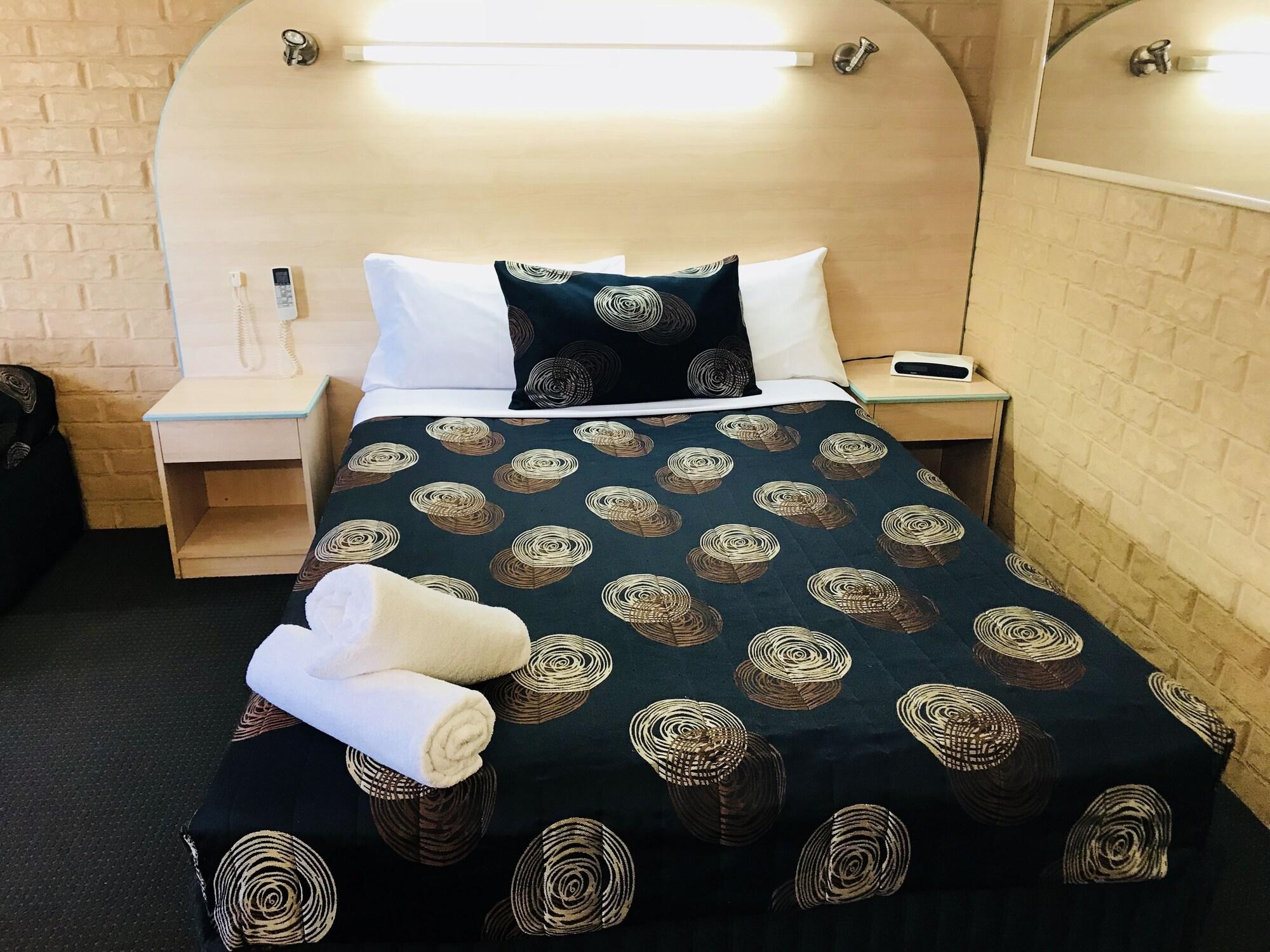 The Shamrock Hotel Тувумба Экстерьер фото