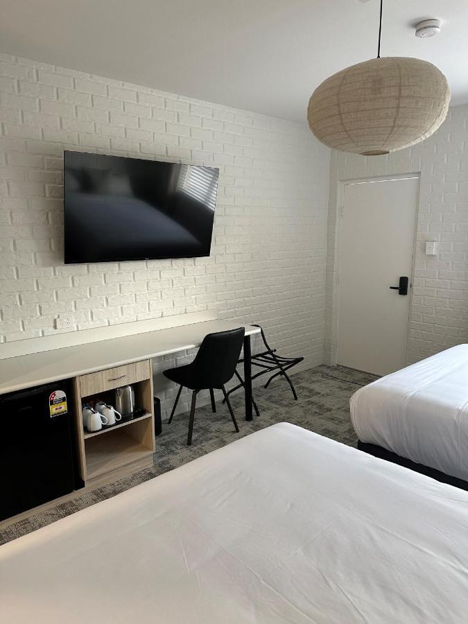 The Shamrock Hotel Тувумба Экстерьер фото
